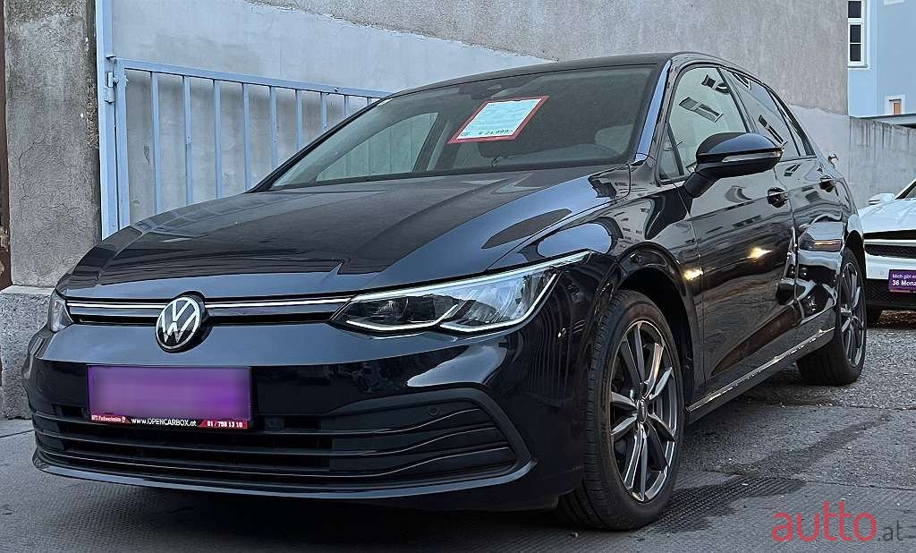 2021' Volkswagen Golf photo #2