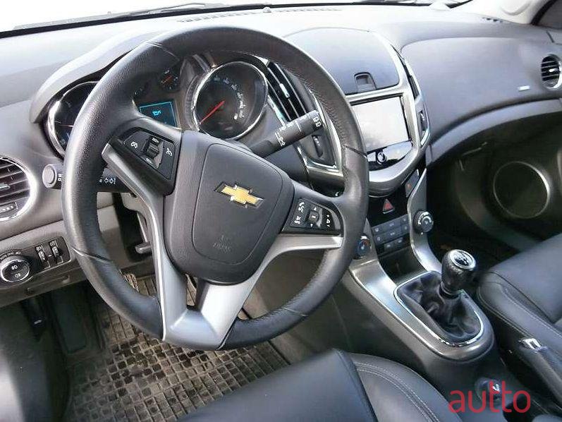 2013' Chevrolet Cruze photo #1