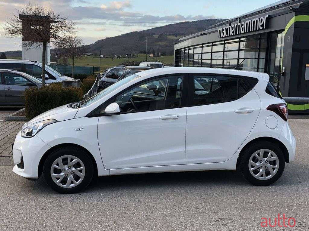 2019' Hyundai i10 photo #2