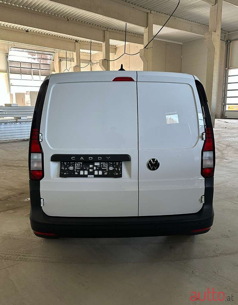 2022' Volkswagen Caddy photo #6