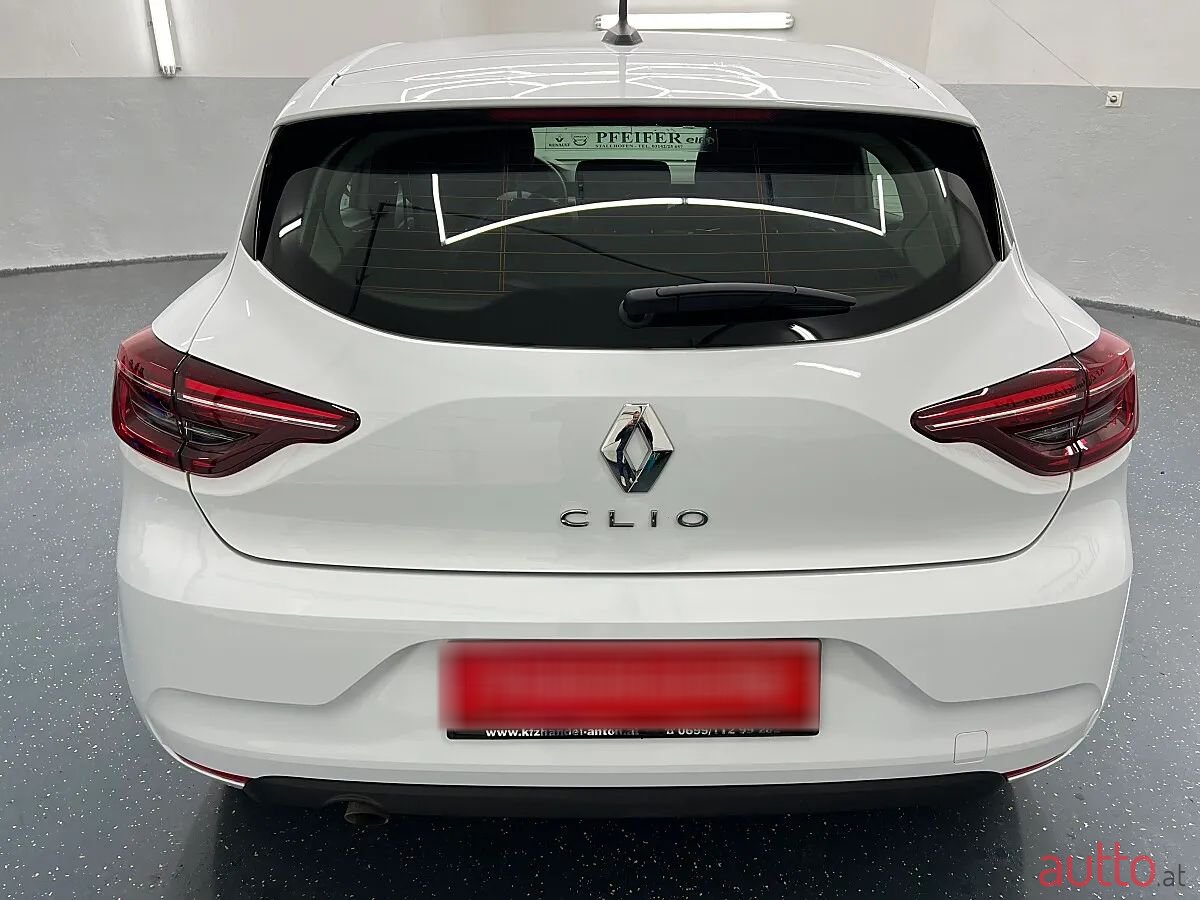 2021' Renault Clio photo #4