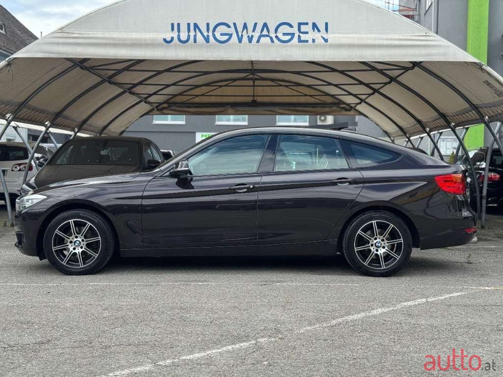 2015' BMW 3Er-Reihe photo #4