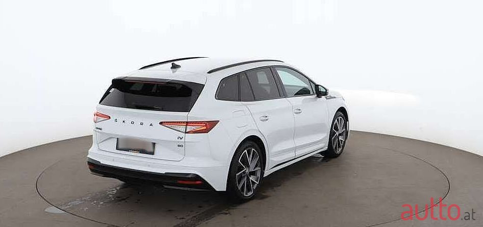 2021' Skoda Enyaq photo #3