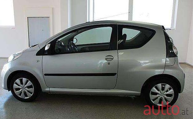 2011' Citroen C1 photo #1