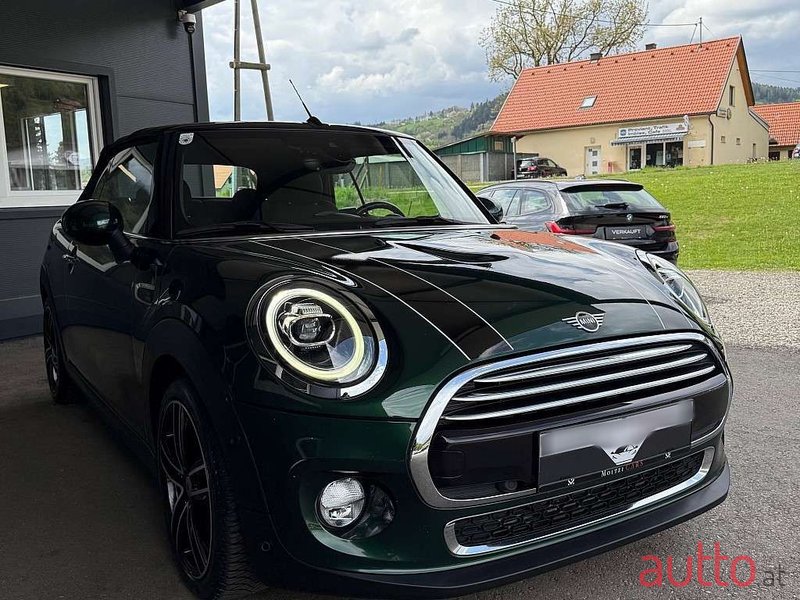 2018' MINI Cabrio photo #6