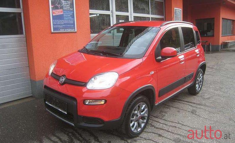 2017' Fiat Panda photo #1