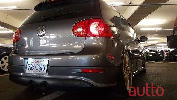 2008' Volkswagen Golf photo #5