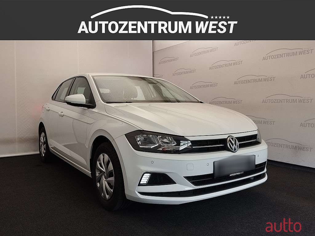 2019' Volkswagen Polo photo #3