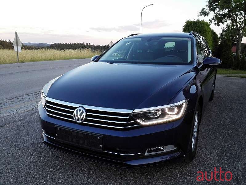 2016' Volkswagen Passat photo #1