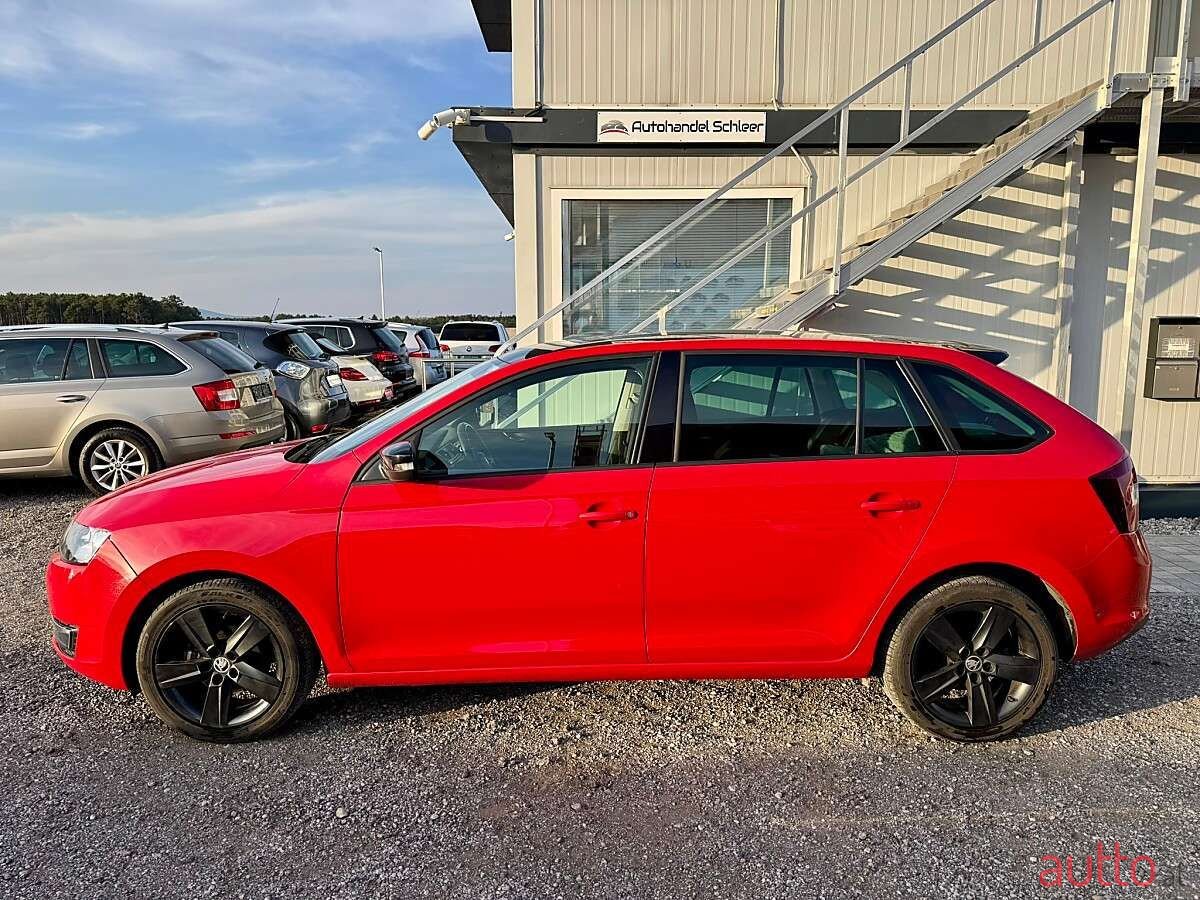 2015' Skoda Rapid photo #2