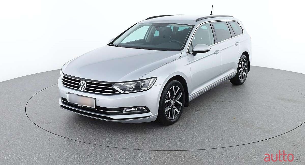 2017' Volkswagen Passat photo #1