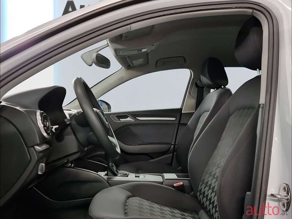 2015' Audi A3 photo #5