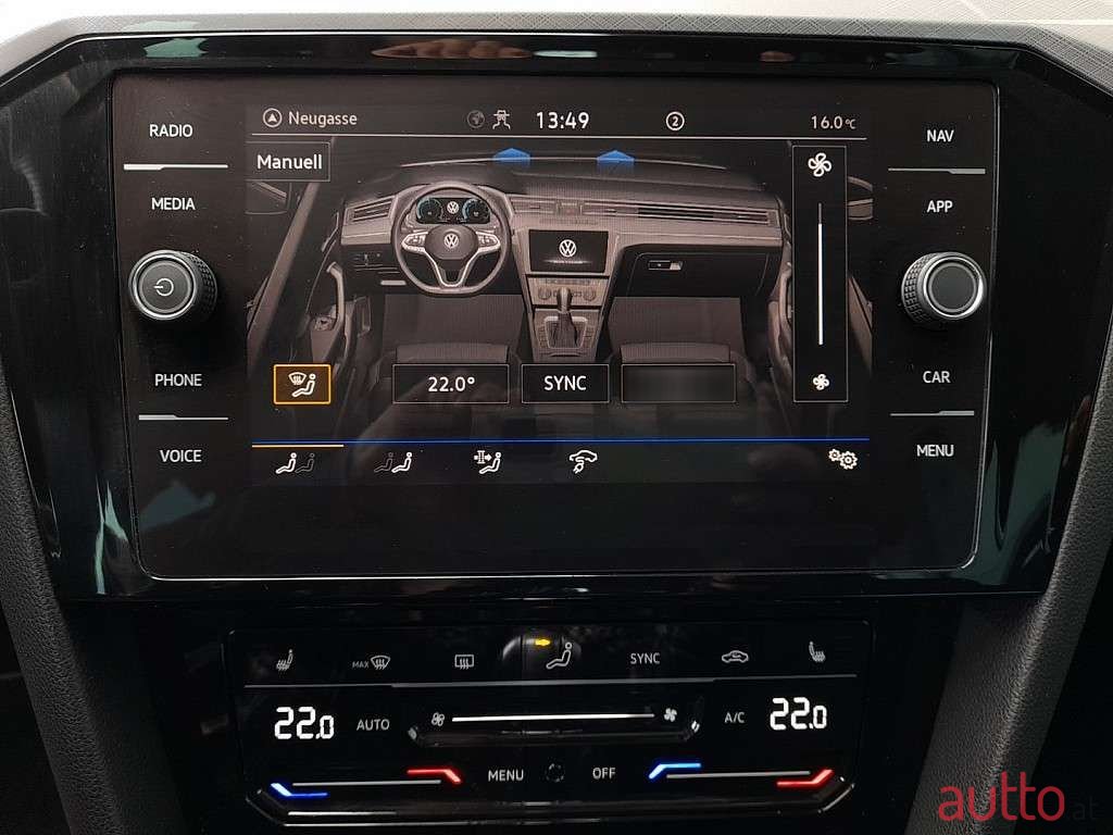 2021' Volkswagen Passat photo #6