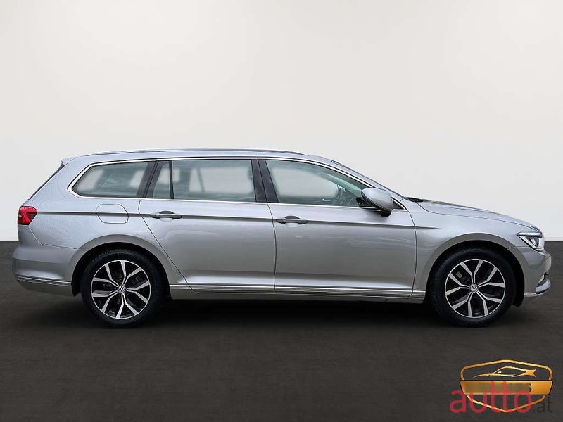 2015' Volkswagen Passat photo #4