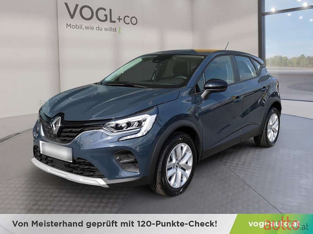 2023' Renault Captur photo #1