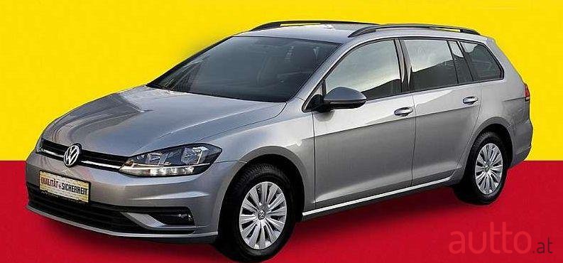 2017' Volkswagen Golf photo #1