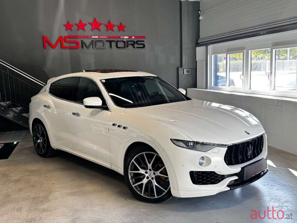 2016' Maserati Levante photo #2