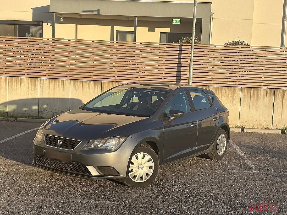 2014' SEAT Leon photo #2