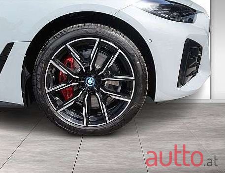 2024' BMW i4 photo #5