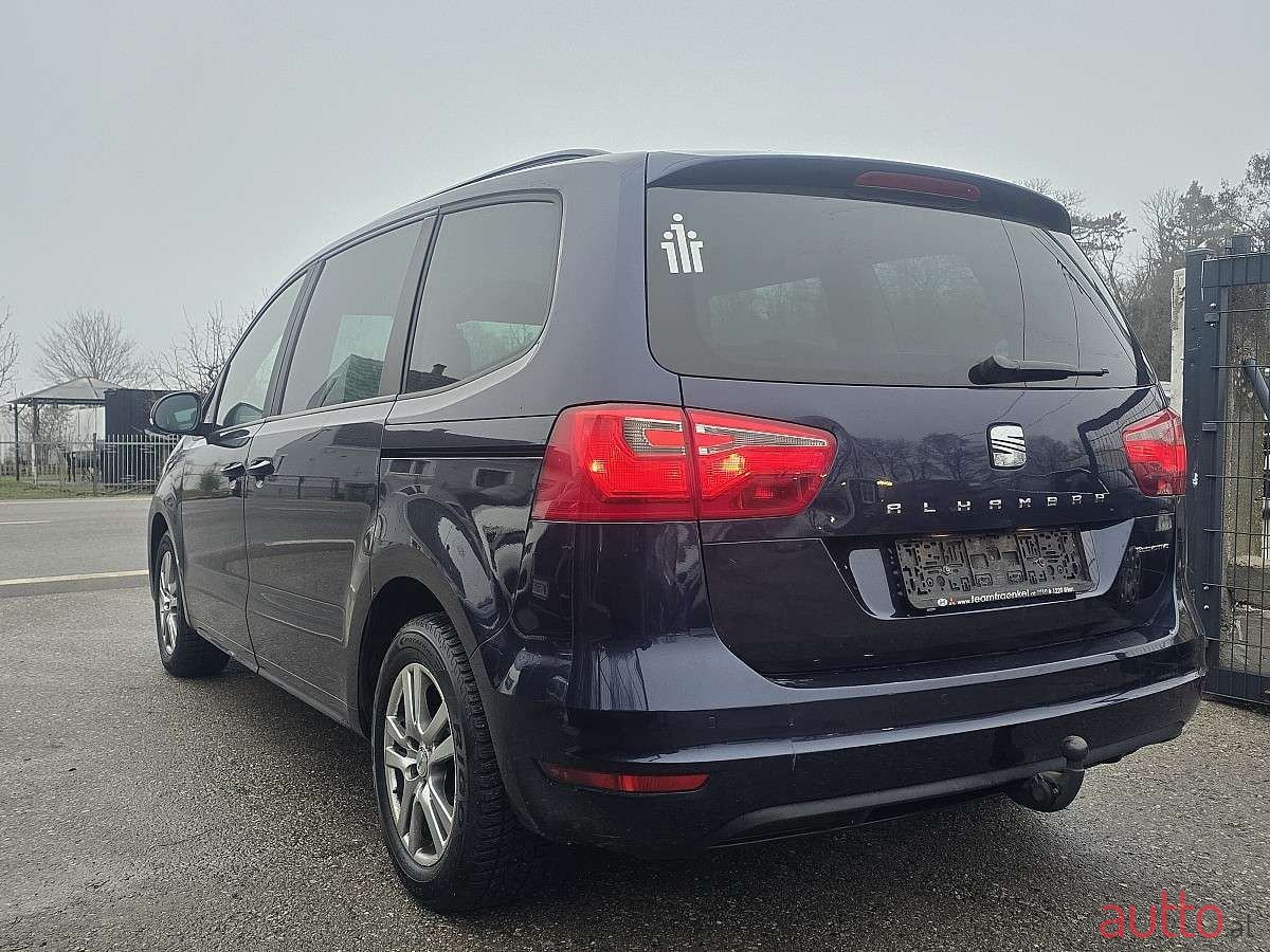 2012' SEAT Alhambra photo #4