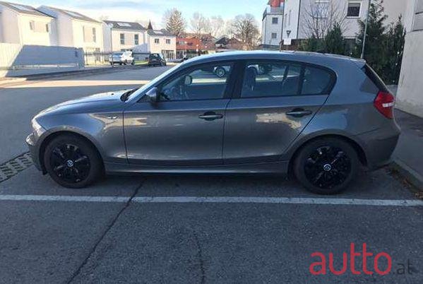 2010' BMW 1Er-Reihe photo #1