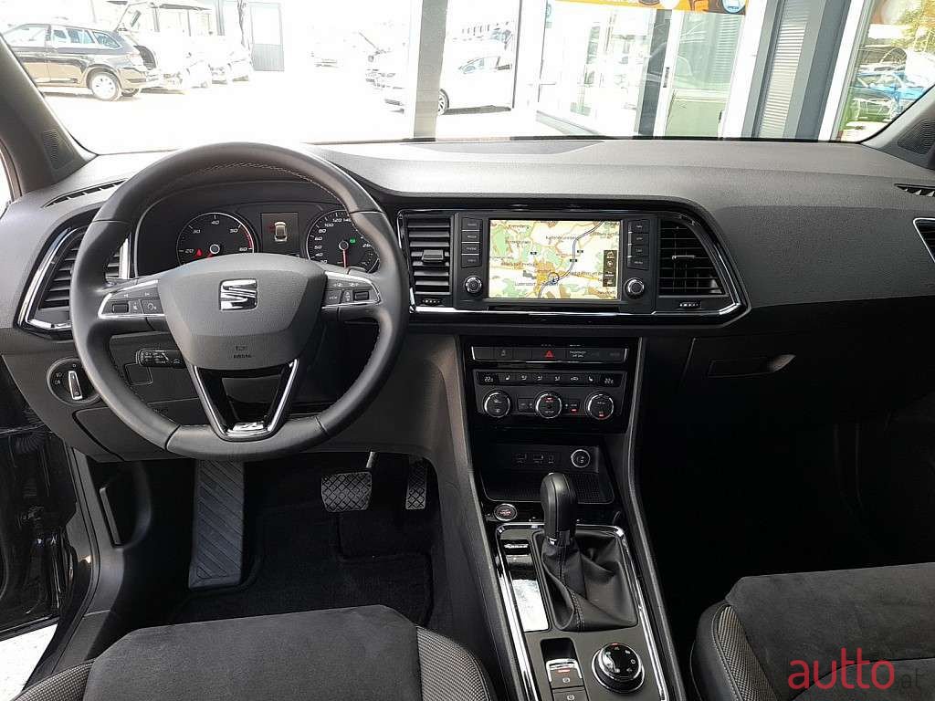 2018' SEAT Ateca photo #2
