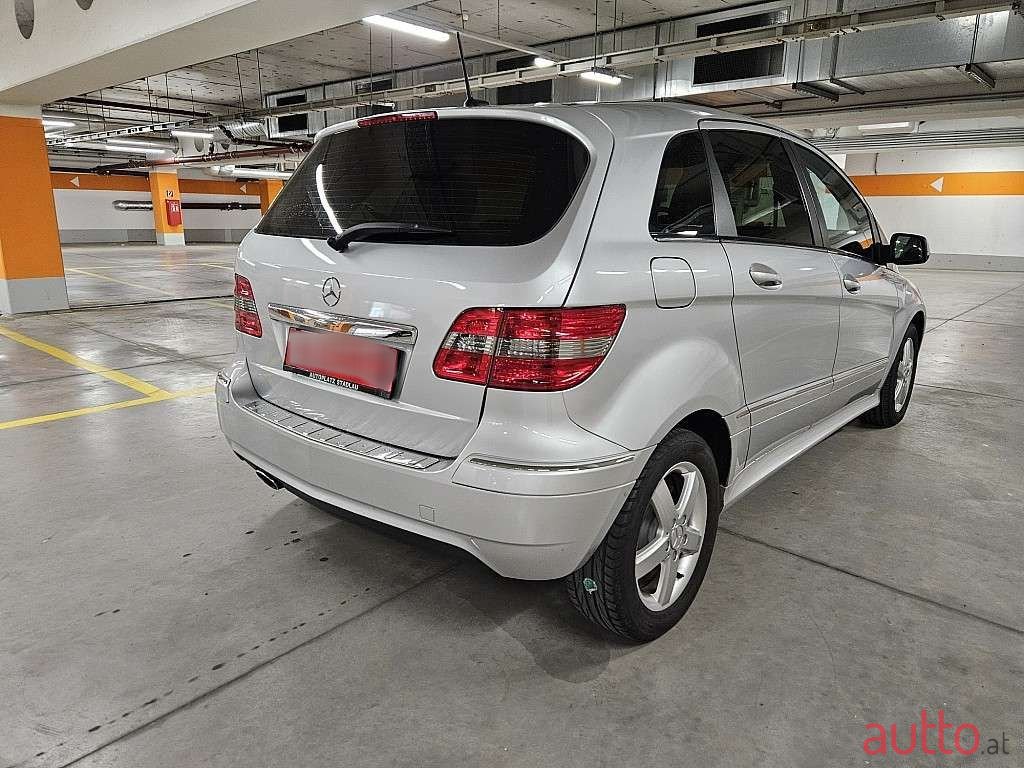 2011' Mercedes-Benz B-Klasse photo #5