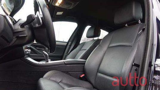 2013' BMW 5Er-Reihe photo #5