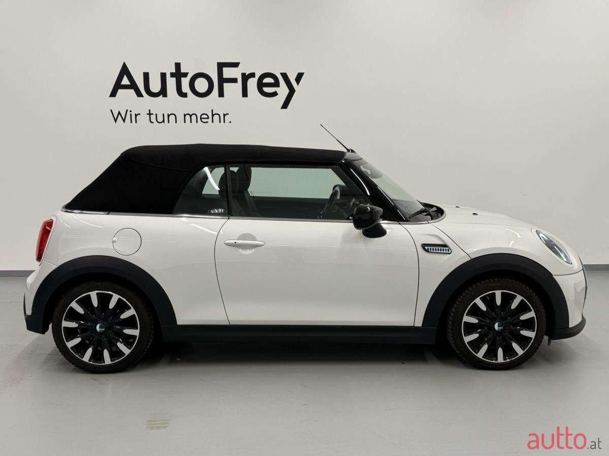 2023' MINI Cooper photo #4