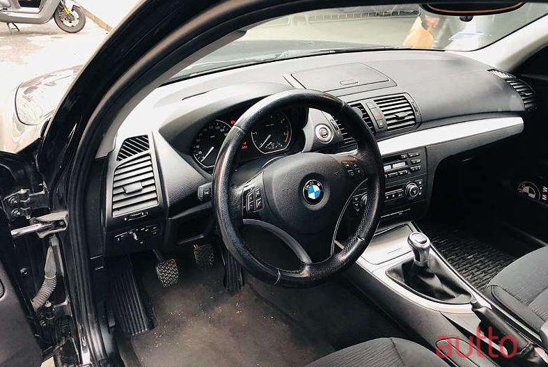 2007' BMW 1Er-Reihe photo #2