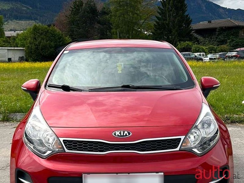 2016' Kia Rio photo #2