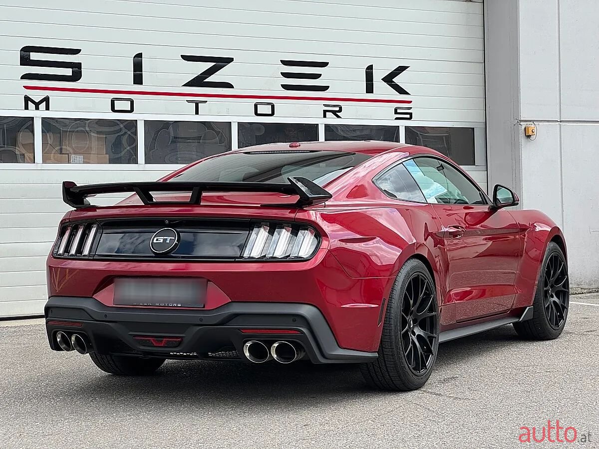 2017' Ford Mustang photo #4