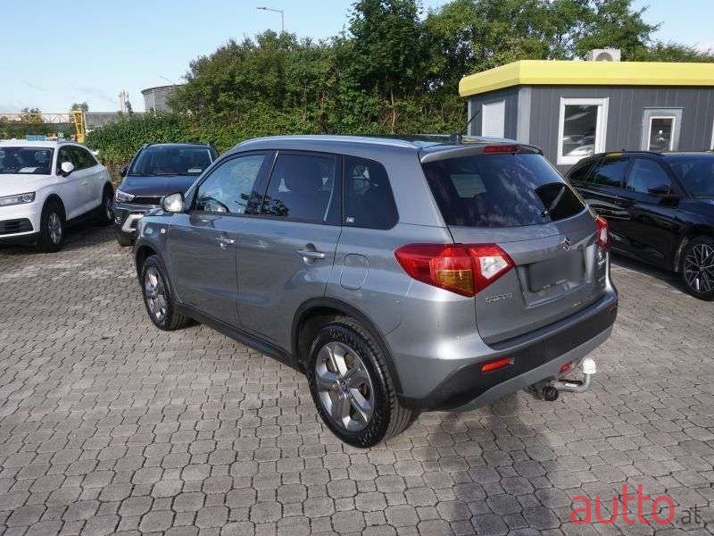 2015' Suzuki Vitara photo #5