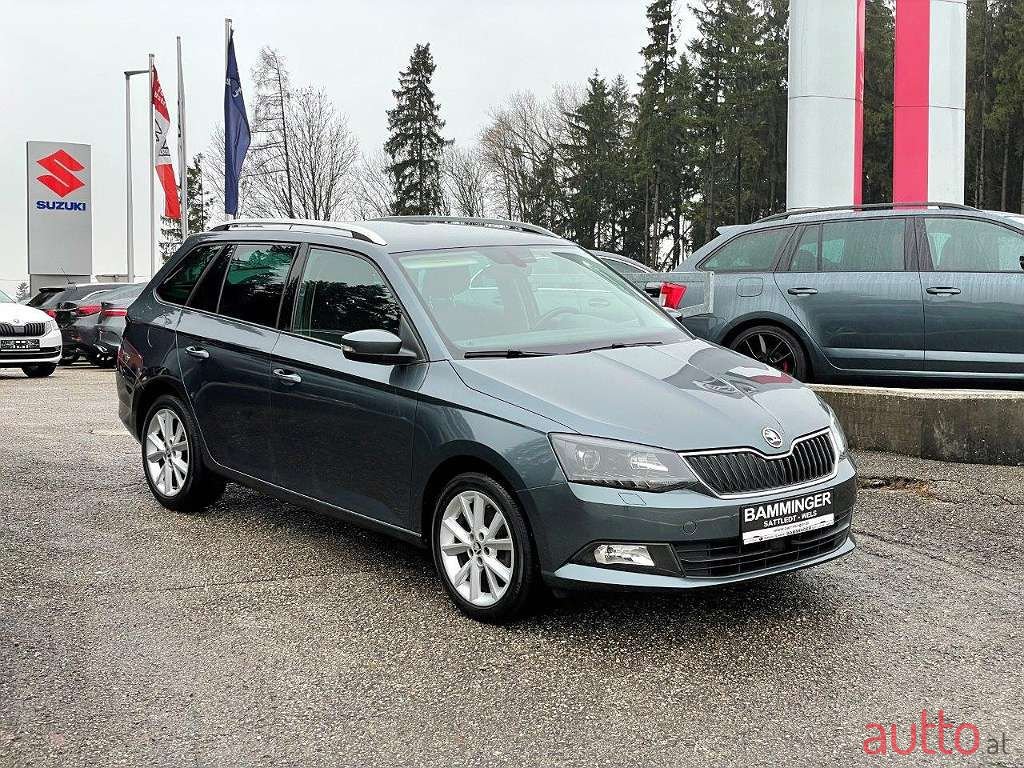 2015' Skoda Fabia photo #1