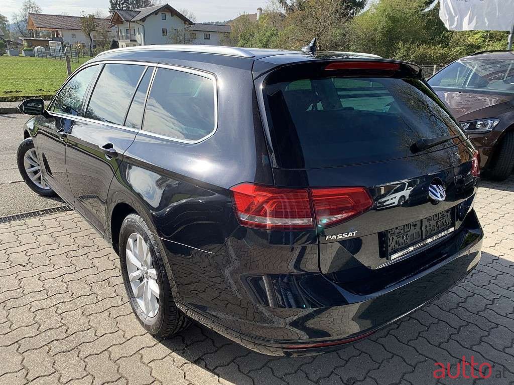 2019' Volkswagen Passat photo #6