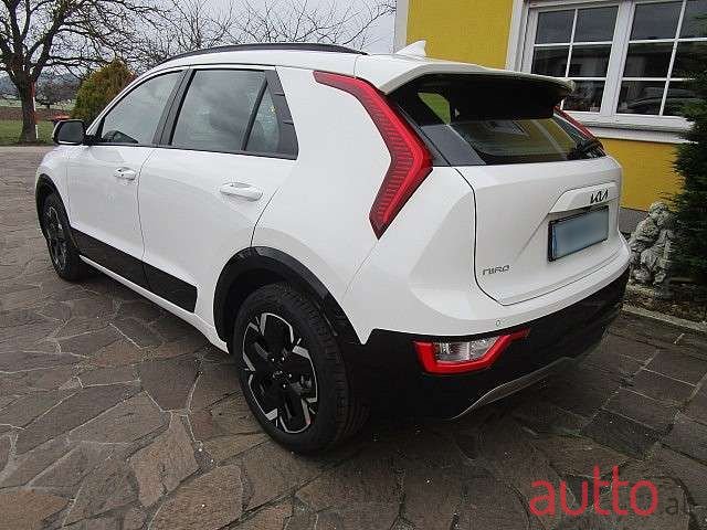 2022' Kia Niro photo #5