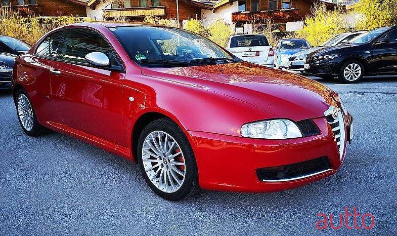 2008' Alfa Romeo GT photo #3