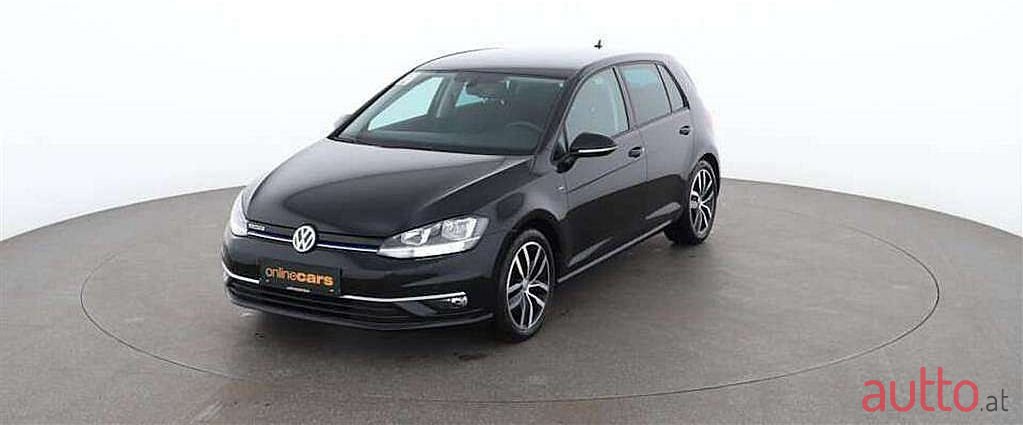 2018' Volkswagen Golf photo #1