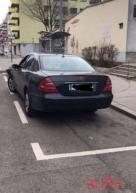 2002' Mercedes-Benz E-Klasse photo #1