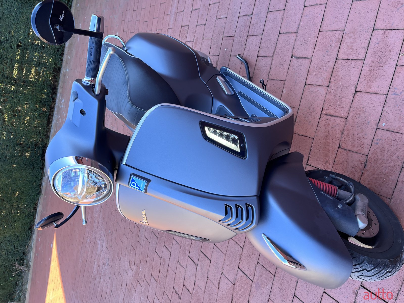 2020' Vespa photo #4