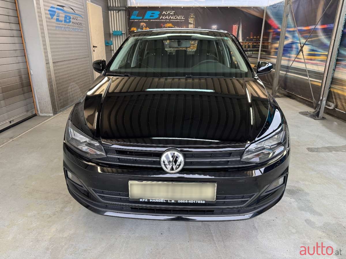 2019' Volkswagen Polo photo #2