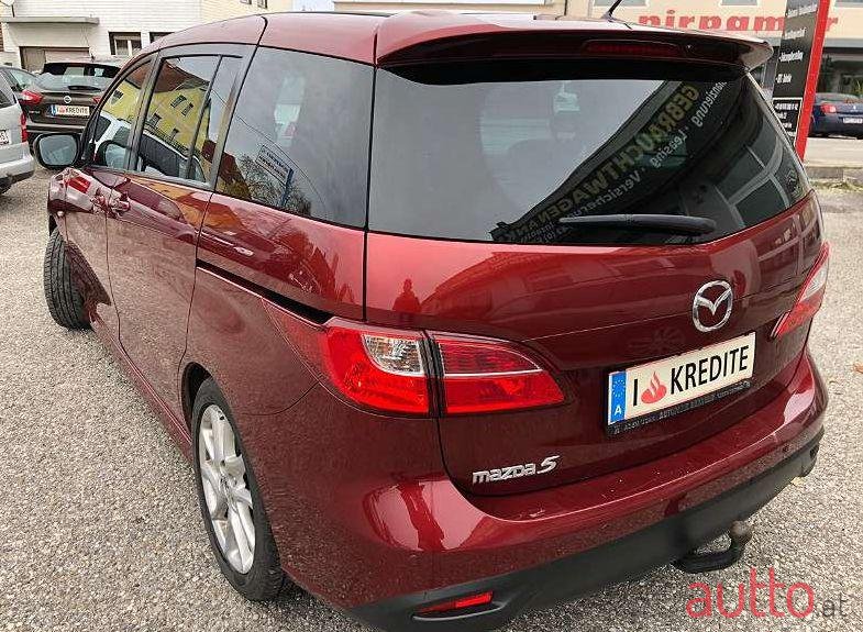 2011' Mazda Mazda5 photo #2