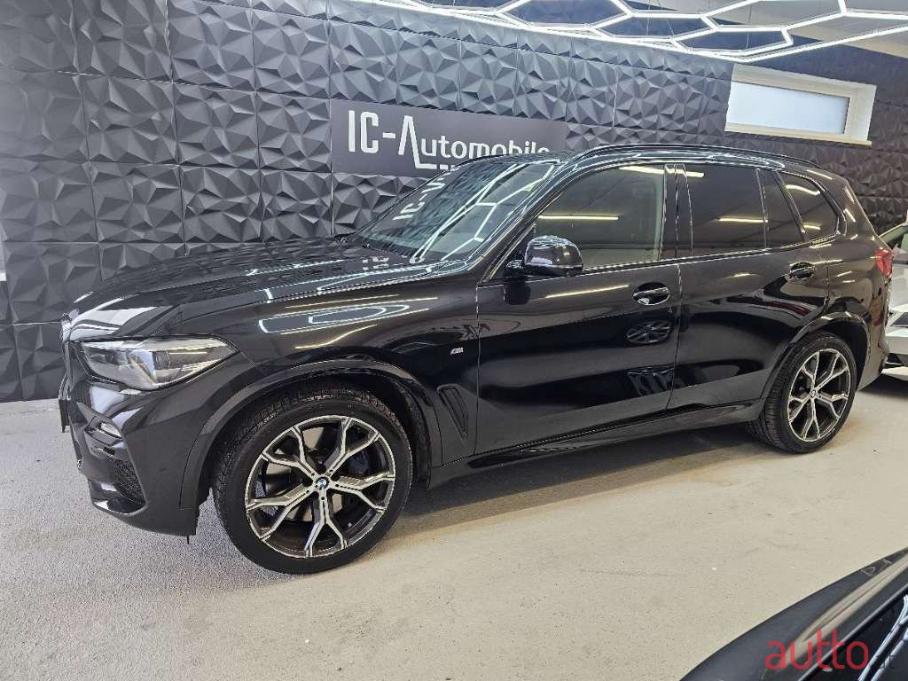 2019' BMW X5 photo #6