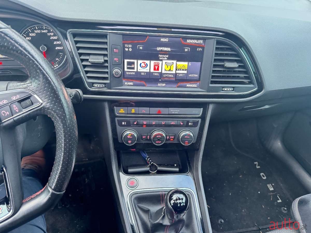 2017' SEAT Leon photo #6