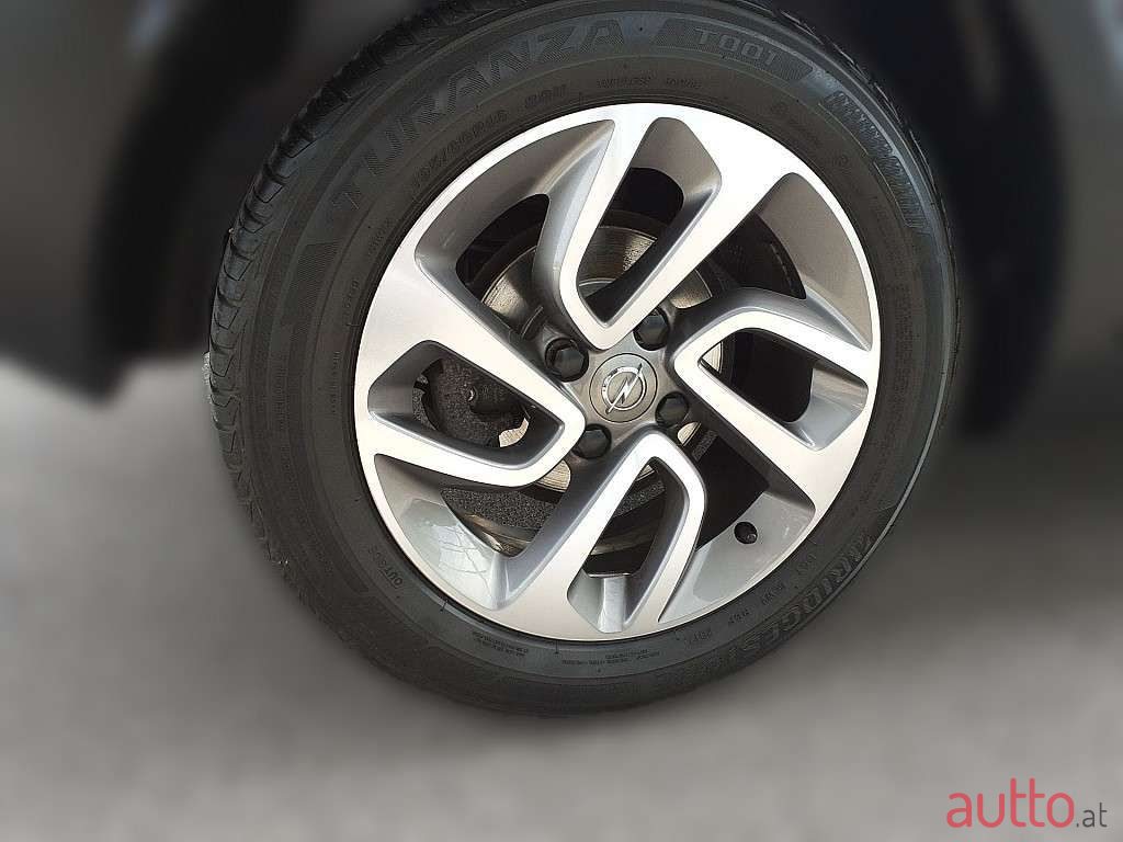 2017' Opel Crossland photo #6