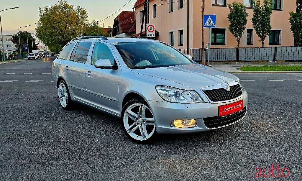 2011' Skoda Octavia photo #1