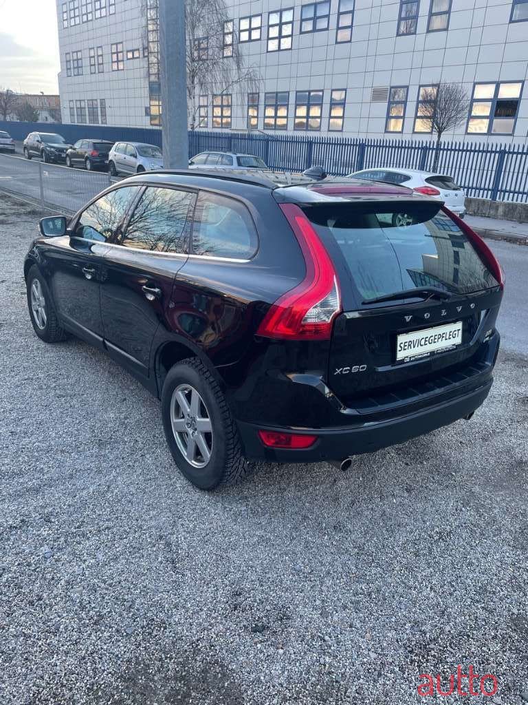 2011' Volvo XC60 photo #6