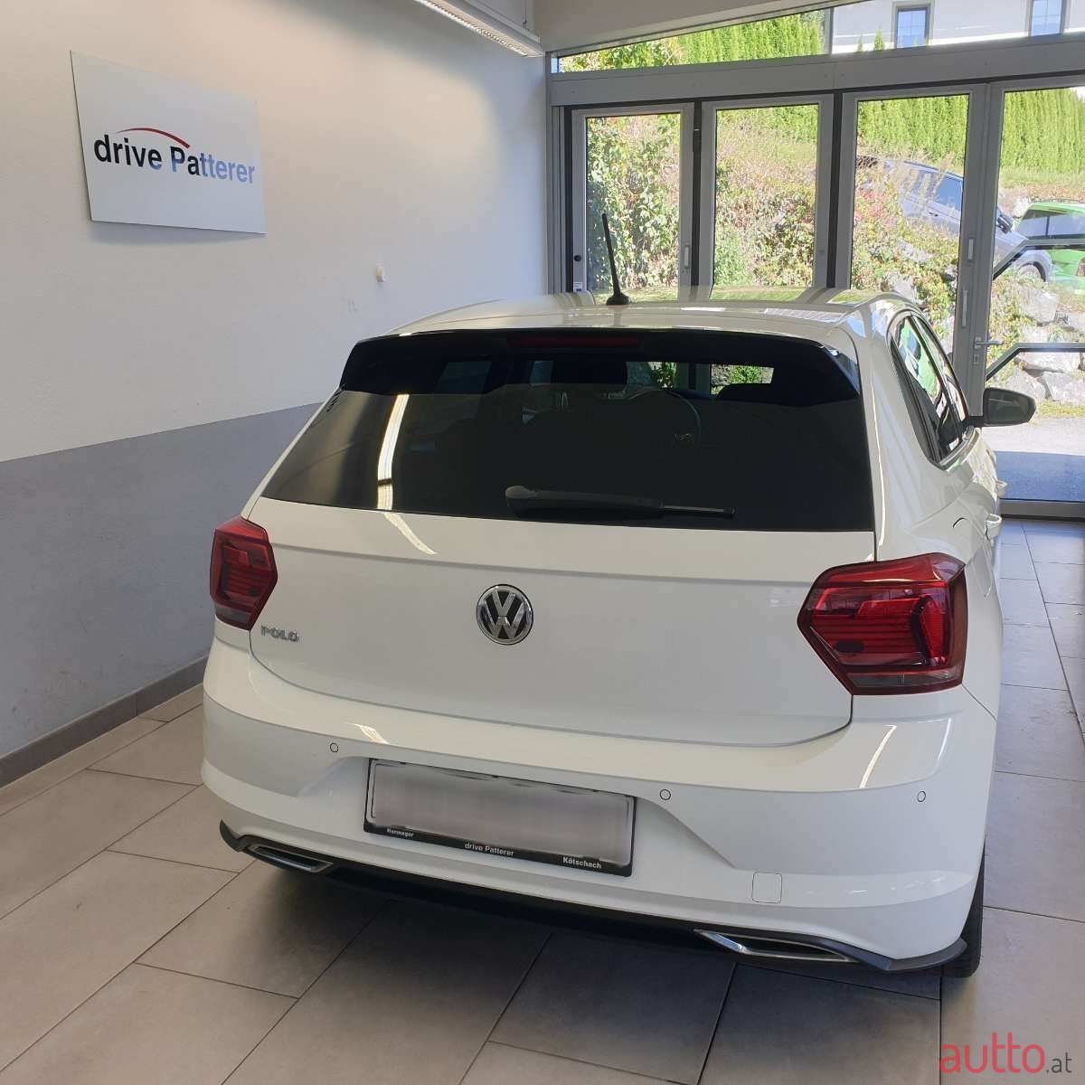 2018' Volkswagen Polo photo #3