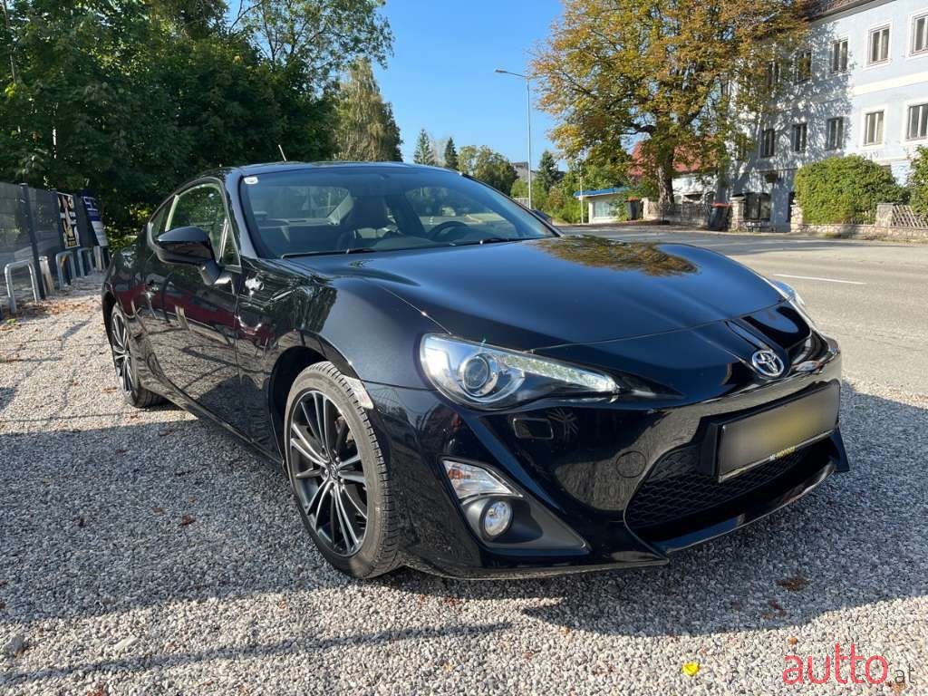 2012' Toyota GT86 photo #1