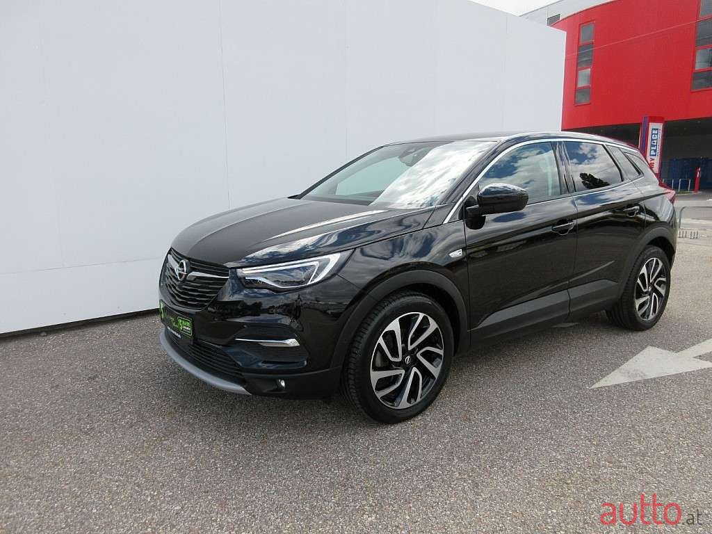 2019' Opel Grandland X photo #1